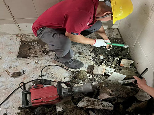 ���̰���